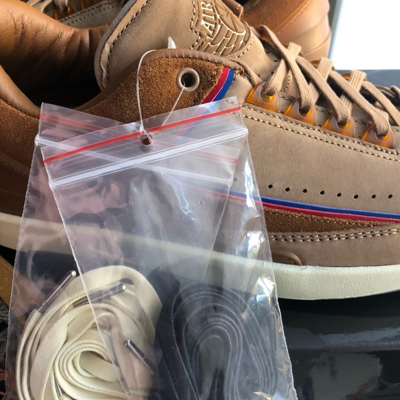 Air Jordan 2 Retro Low exclusive designed shoe main image 8